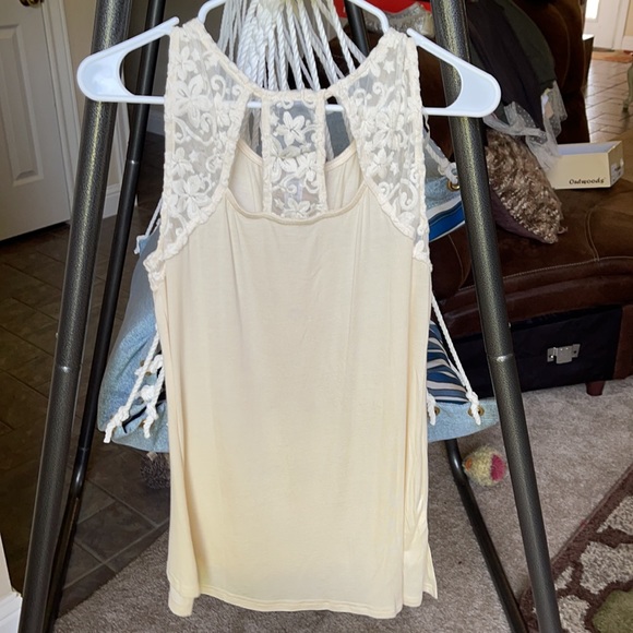 Tank Top—NEW - Picture 5 of 6